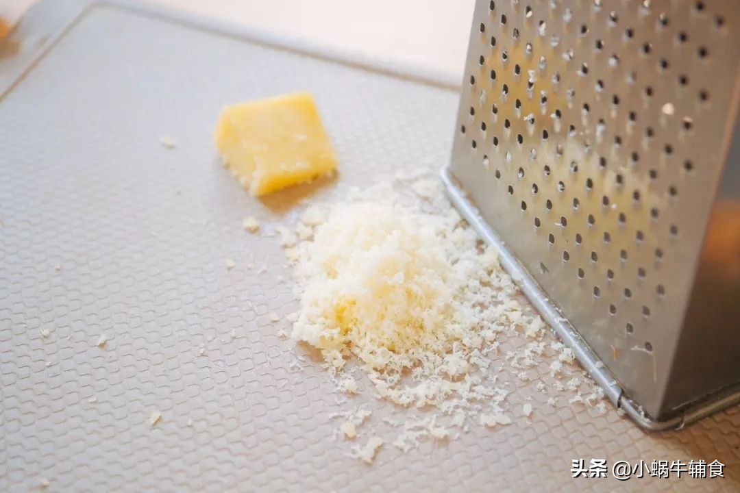 6-12个月宝宝的辅食做法,宝宝辅食17个月一日三餐食谱