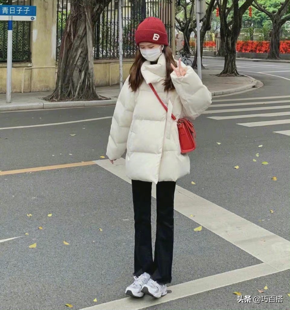 短款显瘦洋气羽绒服,短款羽绒服时尚高级感穿搭