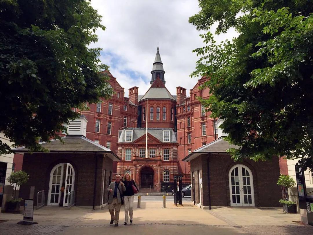 从不参与各大排名，却在专业领域6到飞起，这六所宝藏大学真香