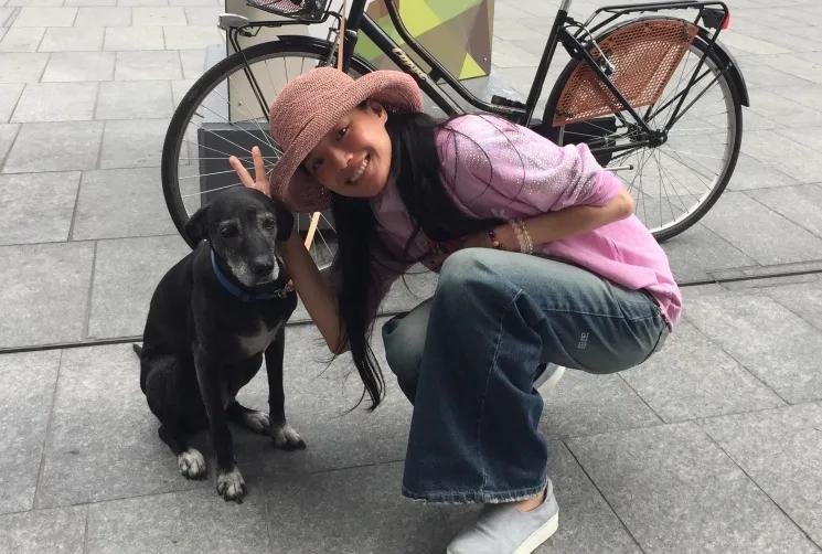 舒淇晒两人合照为丈夫庆生,舒淇与老公十指紧扣甜蜜恩爱