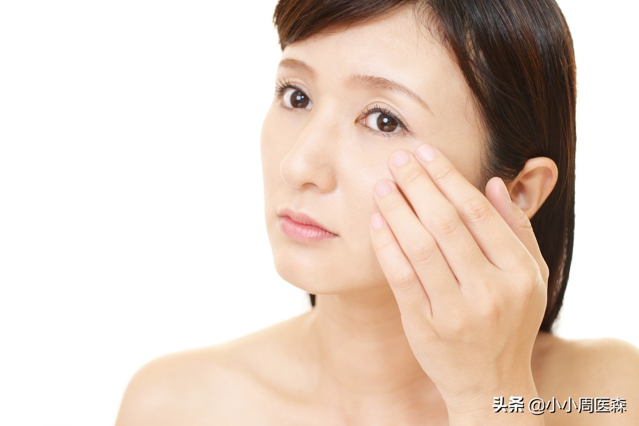 如何预防眼部皱纹的生长,预防眼部皱纹用什么方法