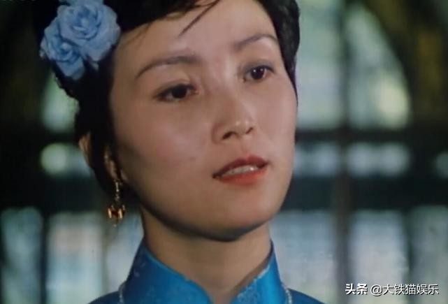 10对撞名的女星,同名不同命,有人公开互撕,有人无辜被“连坐”