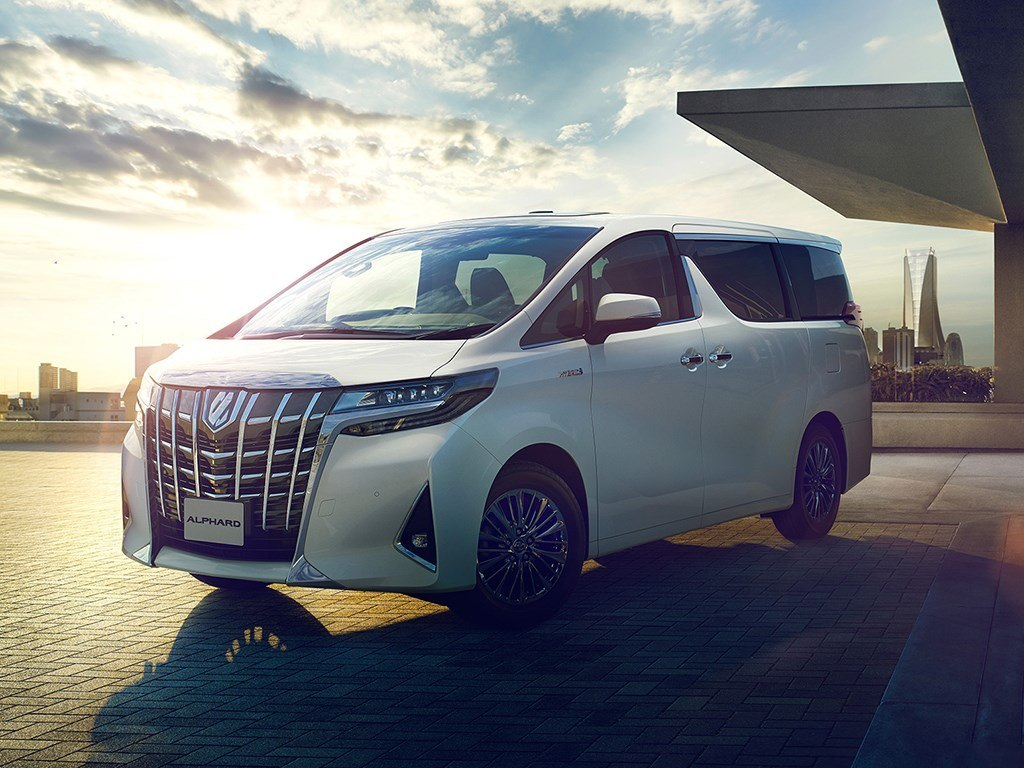 雷克萨斯lm350h埃尔法四座,雷克萨斯lm上市加价168万