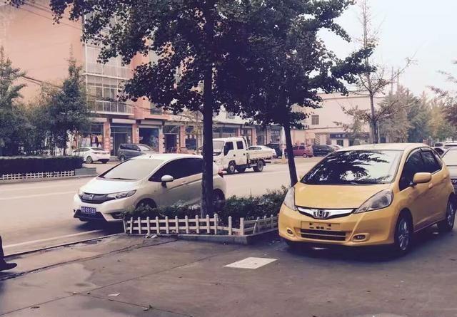 08年飞度手动挡二手车值多少钱,08年的飞度自动挡能卖多少钱