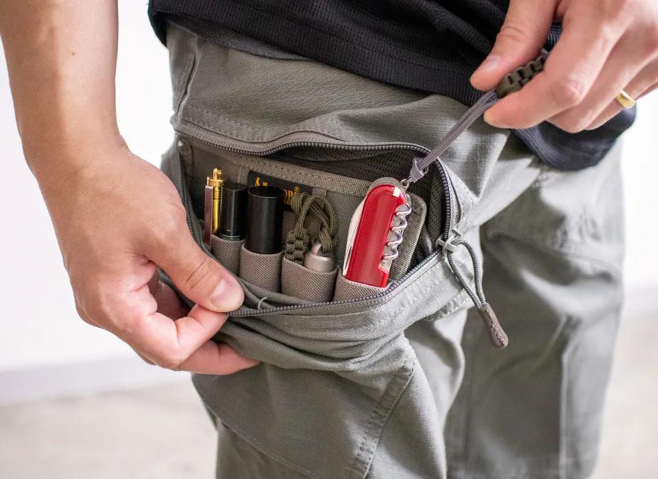 帅气有型还能解放双手,英军的货物短裤你值得拥有