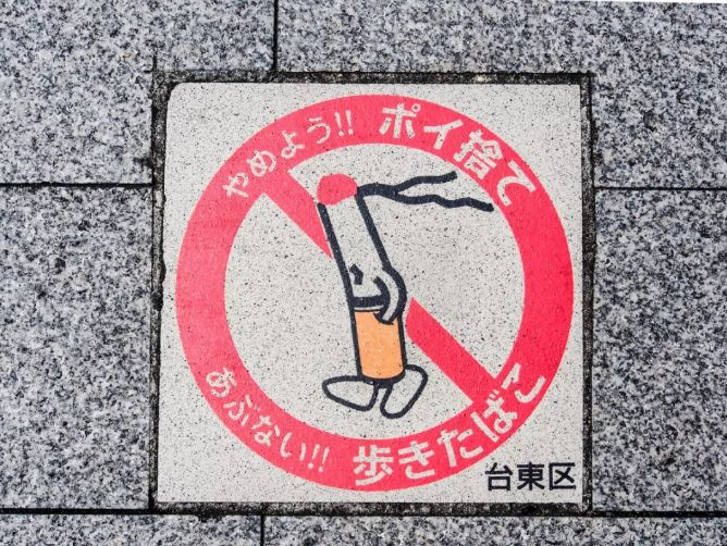 异国交通规则有哪些,国外红灯没有车辆可以过吗