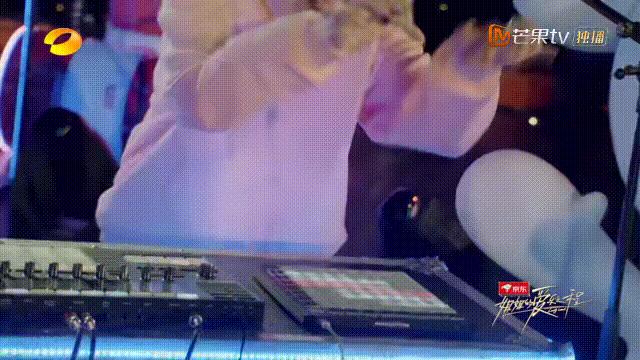 神似赫本，妩媚胜梦露，从泉州到成都，她们如精灵洒落人间