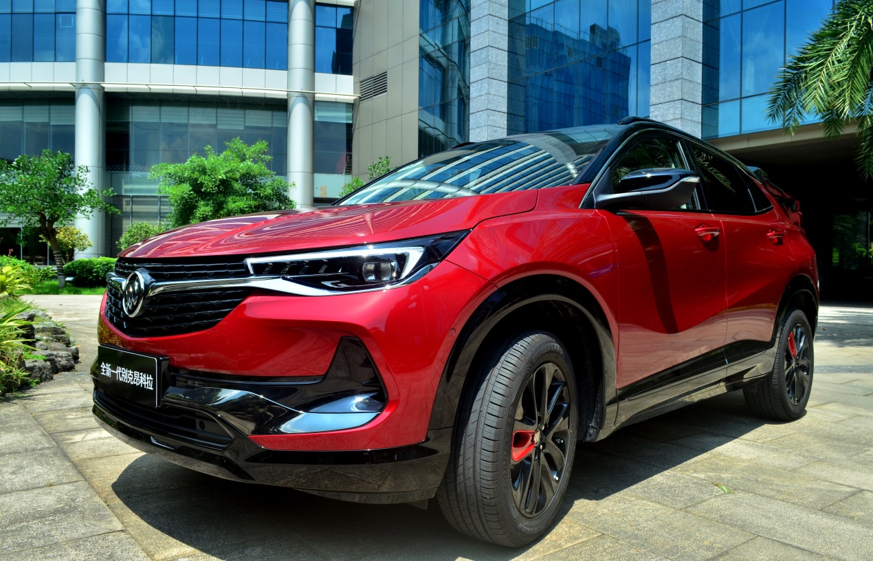 有人说胖子是潜力股,试驾别克昂科旗空间