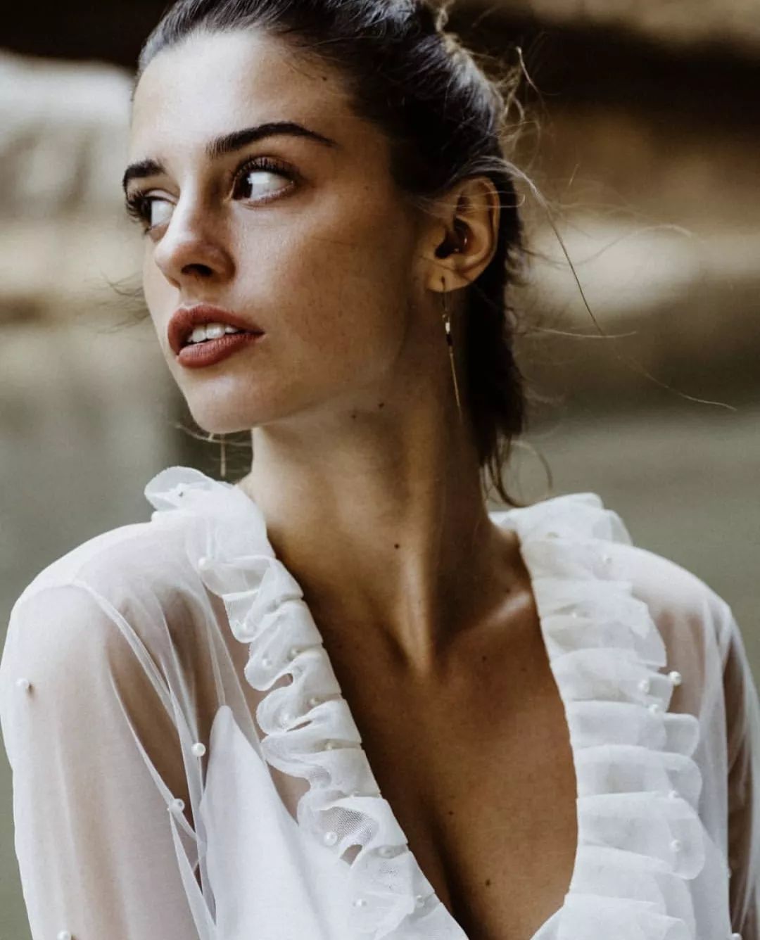 婚纱搭出时髦感｜不到百元的6件单品，手把手教给你