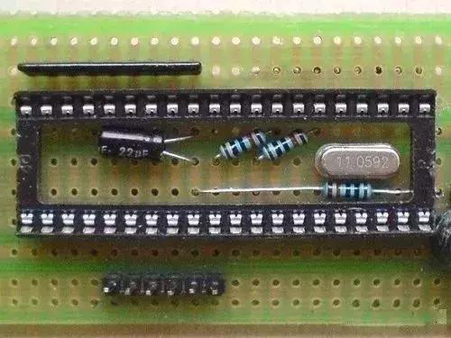 初学者怎么看懂电路板走向,初学电工认识一下电路板