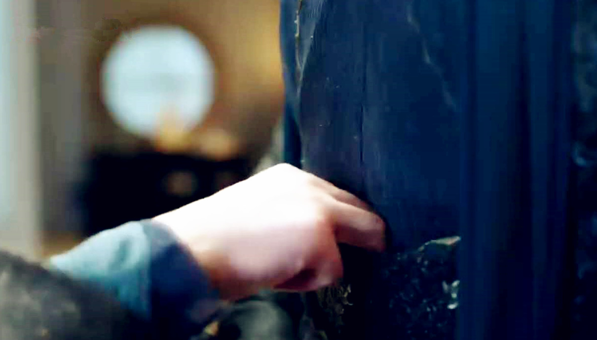 琉璃:禹司凤爹地惩罚元朗,不打人却揪裤带,所有秘密都告诉他