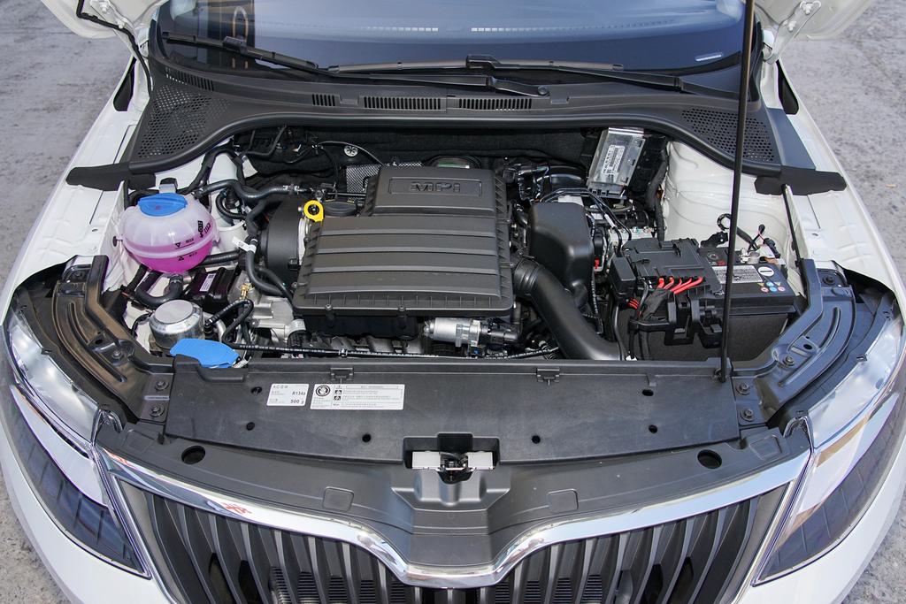 关于20款斯柯达昕锐评价,斯柯达昕锐自动挡车油耗多少