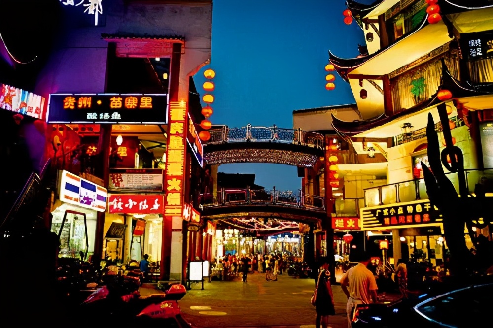 涡阳城南有一新地标,城南新开业综合体