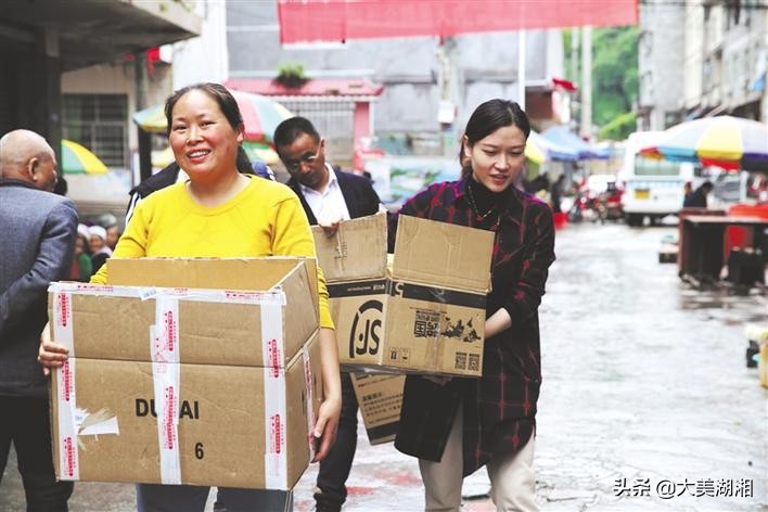 我的扶贫一线女博士,贫困村里走出女博士