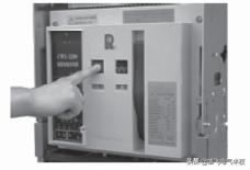 万能断路器ir4故障处理,万能式断路器故障e1