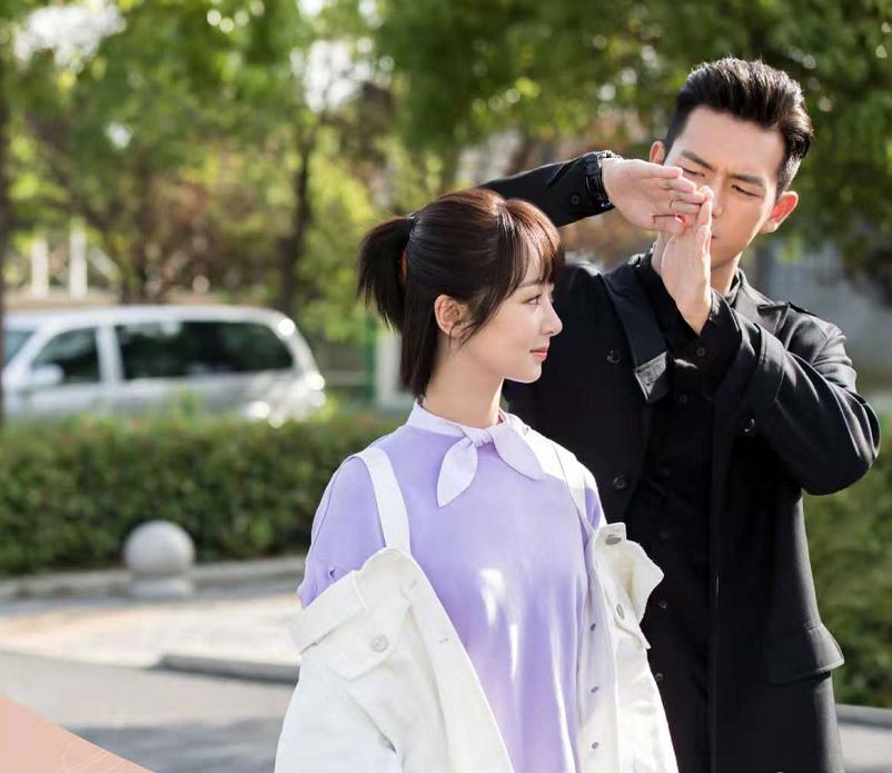 李现杨紫蜜汁炖鱿鱼玩具,杨紫新剧带火李现