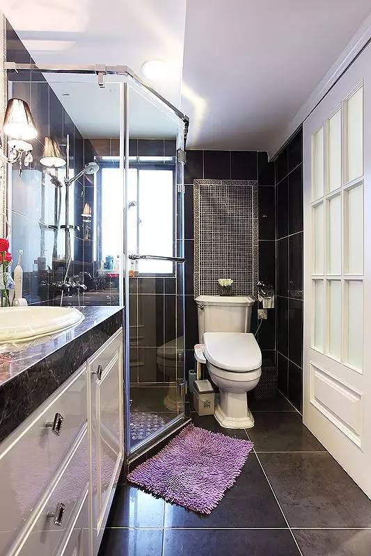 卫生间玻璃门推拉门还是平开门,卫生间平开门和推拉门价格比较