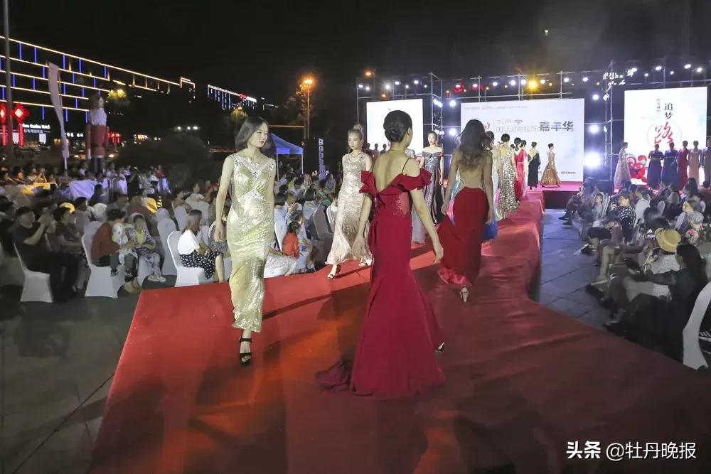 青岛时装周走秀,青岛时尚服装产品展会