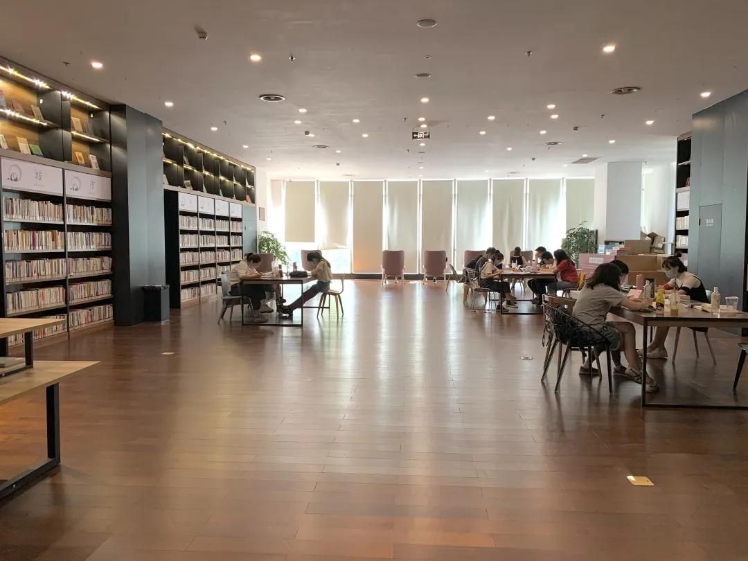 用阅读触摸成都|在成都不能错过的10家书店(下)