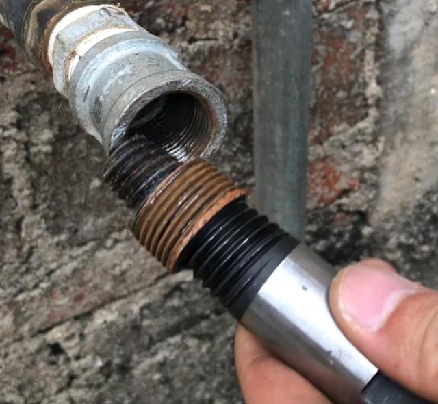 家里开关暗盒坏了怎么修?教你一招轻松搞定,根本不用砸墙换新