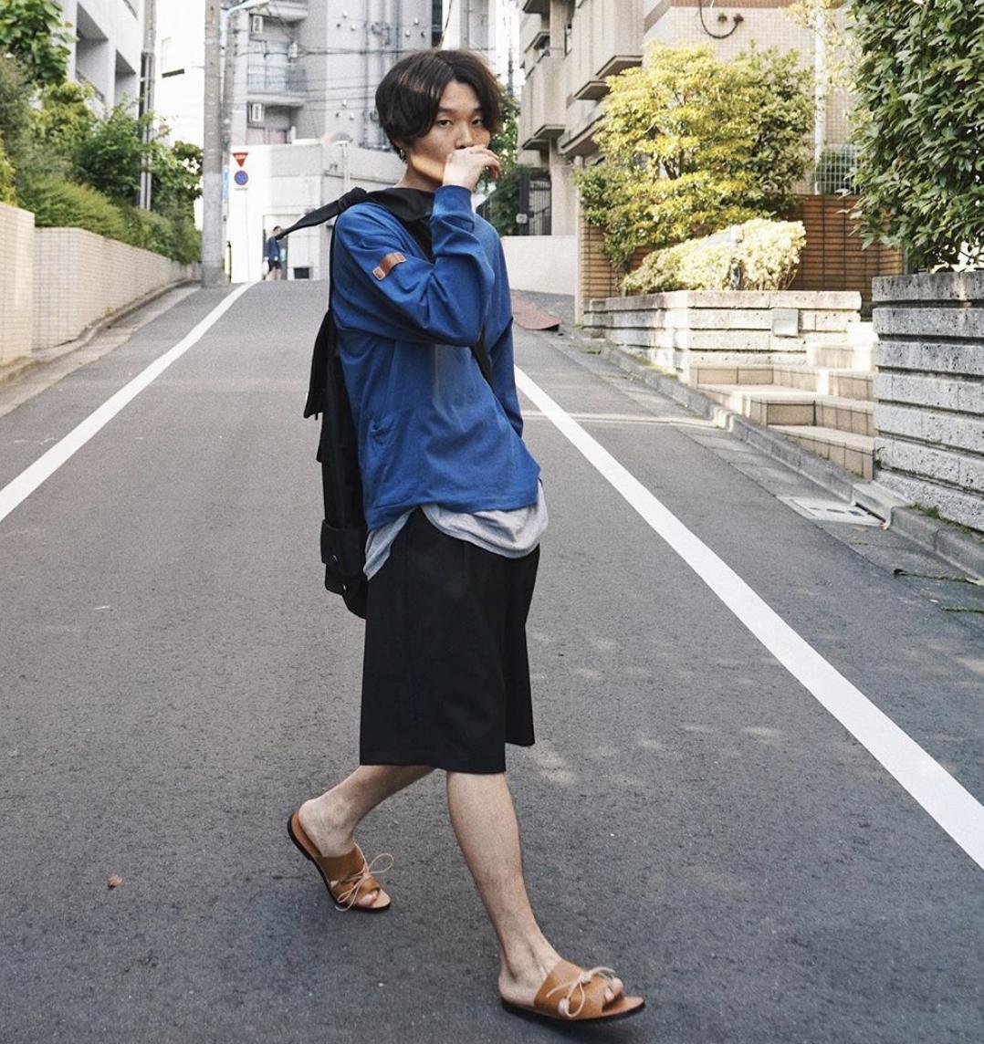 夏天男生短裤怎么穿显高,男士夏季短裤穿搭质感高级