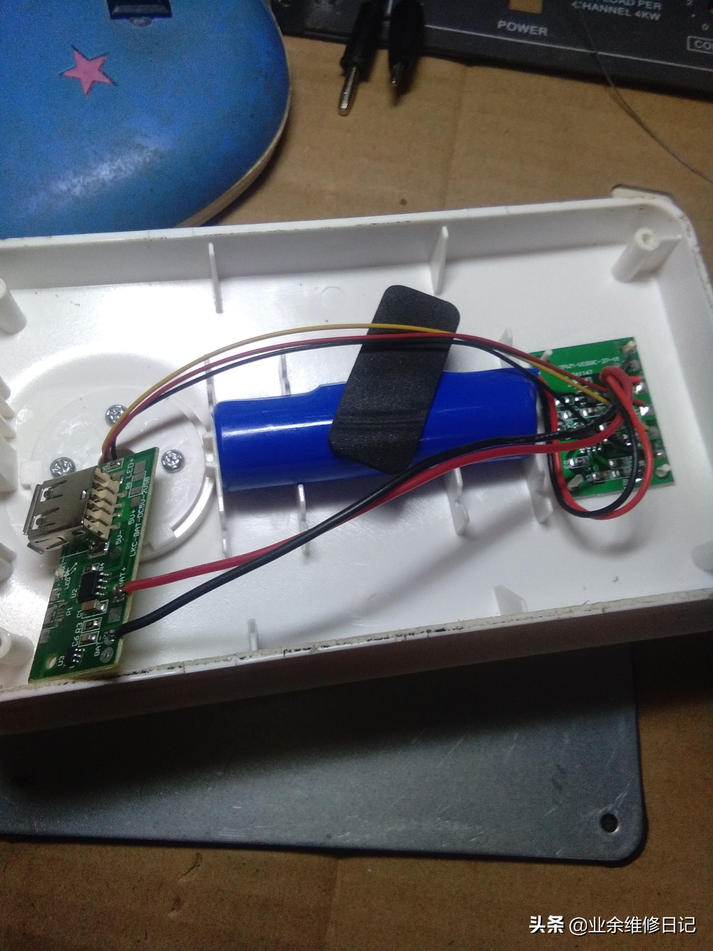 led台灯充电接口坏了怎么修,充电led台灯维修视频教程