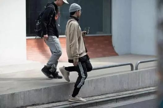 椰子yeezy什么意思,yeezy和椰子有什么区别