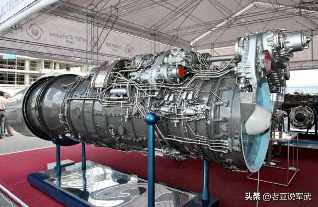 辽宁舰歼-15舰载战斗机,歼15战斗机是不是最大的舰载机