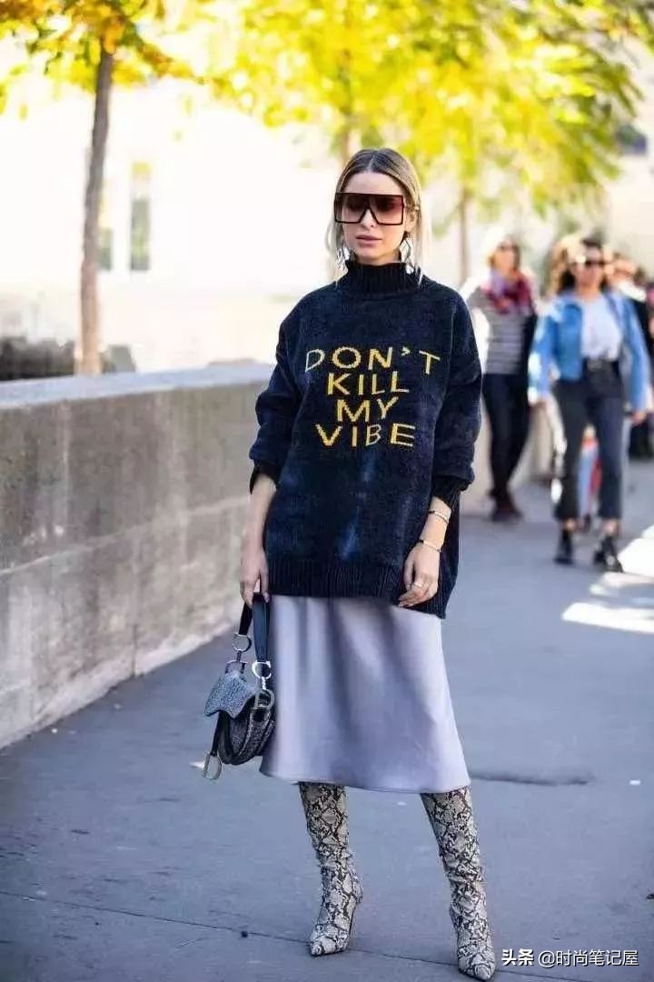 裙子秋冬款搭长筒靴,裙子秋冬款配长筒靴