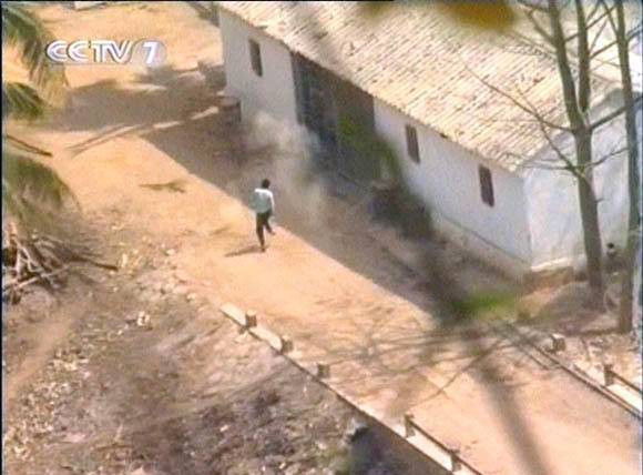 对越自卫反击战男兵真实影像,对越自卫反击战一人干掉30多人