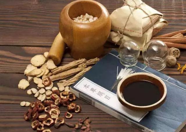 手部有肿胀的感觉,手指肿胀如何判断是风湿还是感染