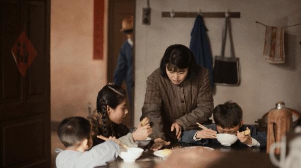 堕胎四次,爱看黄片,她是最具争议的影后