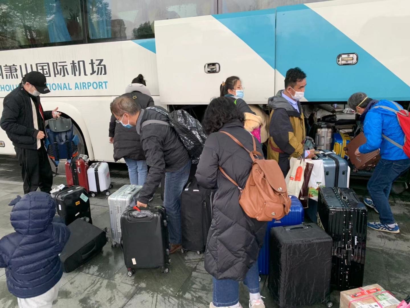 肺炎疫情下的TR188航班全员隔离事件