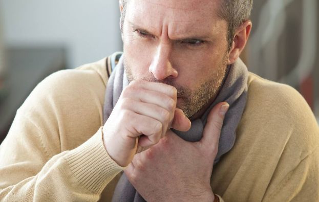 肺火口干口渴咳嗽吃什么好,肺胃上火容易咳嗽