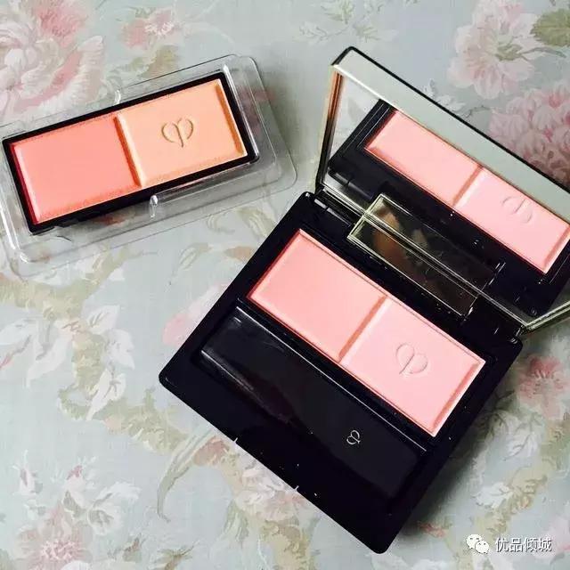 日系女生腮红妆容,韩系清透感妆容用什么颜色的腮红