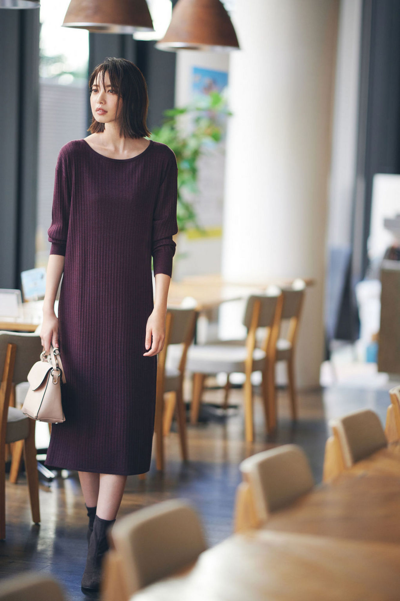 秋冬连衣裙高级感轻奢可外穿,2022春秋新款时尚潮流连衣裙