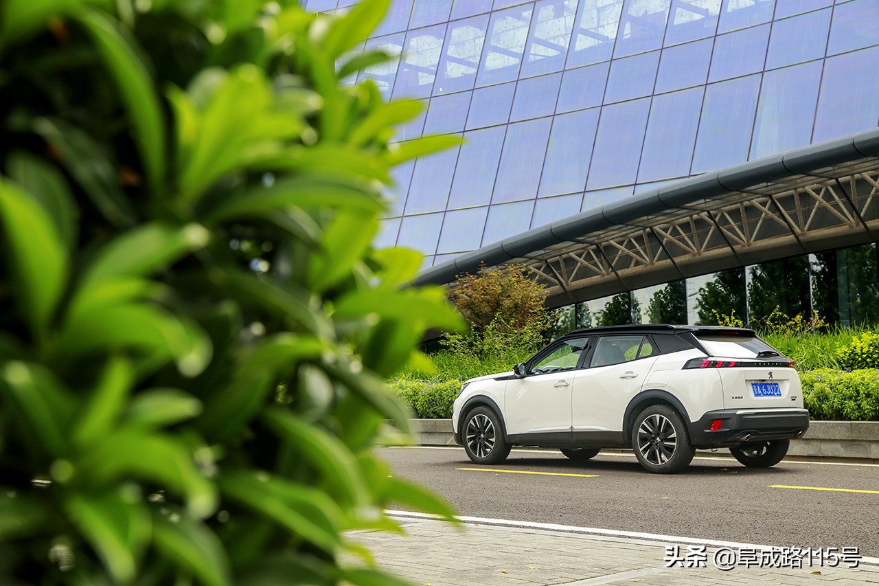 标致2008有哪些优缺点,标致2008的优缺点有哪些