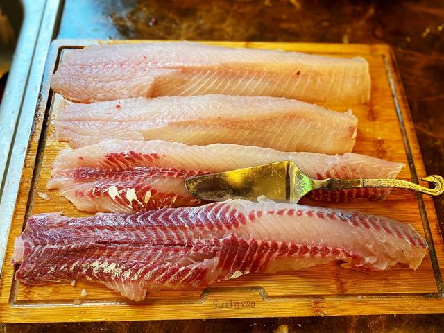 草鱼鱼丸的制作方法和配方大全,草鱼鱼丸的制作方法和比例配方