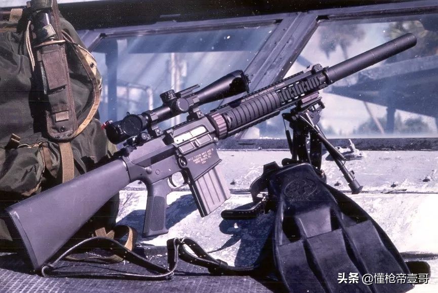 ar-15步枪视频,ak劫匪