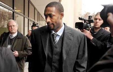 阿里纳斯历史最强球员,阿里纳斯85年老球员