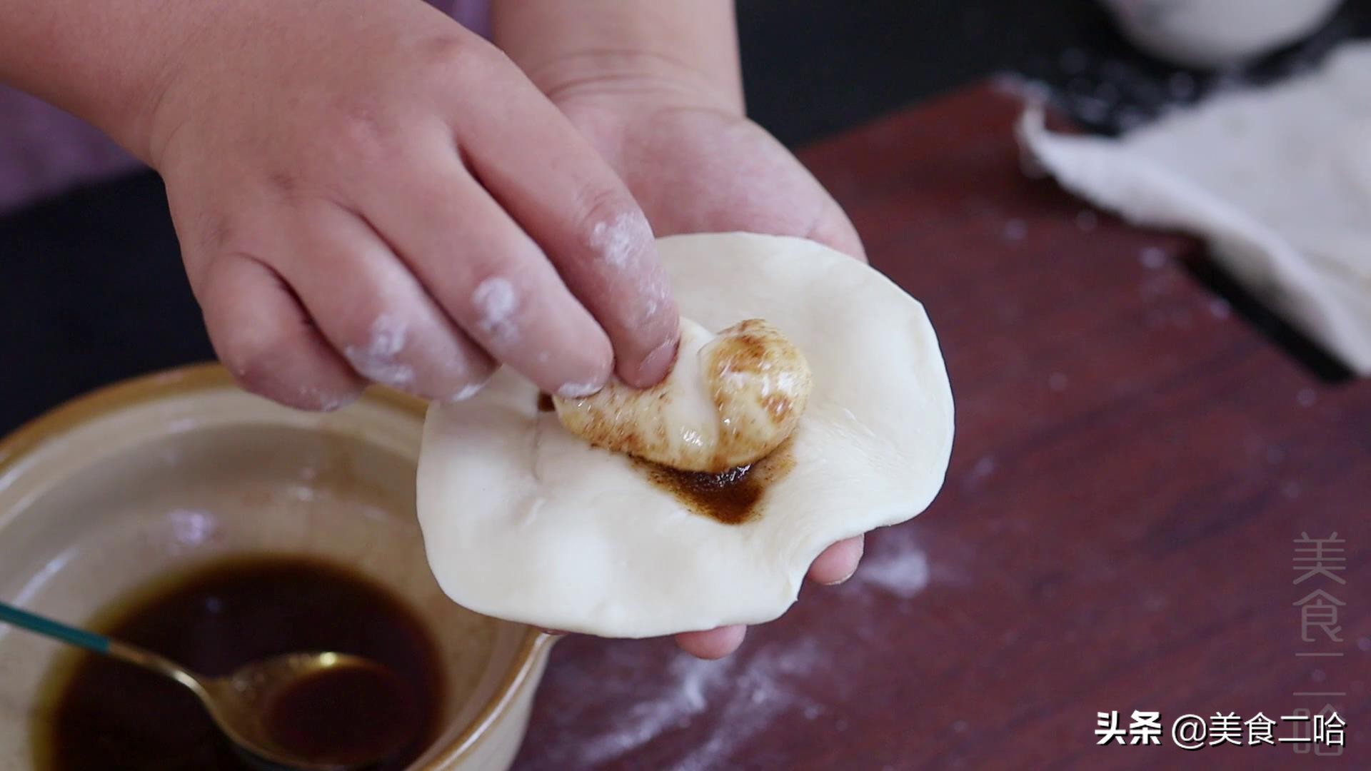 菏泽吊炉烧饼油酥怎么调配,山东菏泽吊炉烧饼顺腾食品
