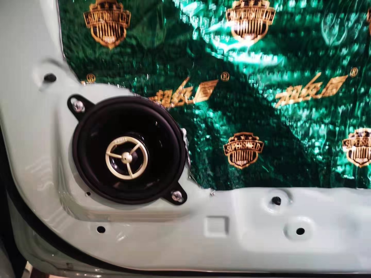 五菱mini马卡龙音响设置,五菱迷你马卡龙更换音响