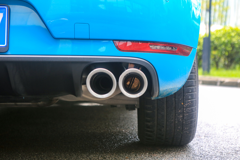 2019款保时捷macans运动suv之选 (2022款保时捷macan s深度试驾2.9t)