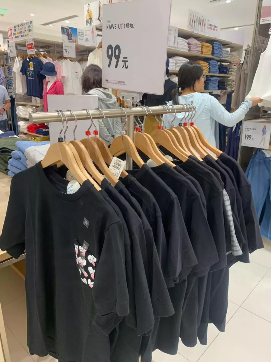 优衣库kaws联名为什么被疯抢,优衣库kaws联名款质量如何