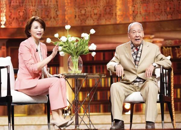 朗读者第一季经典语录开场白,朗读者第一季前五期开场白结束语