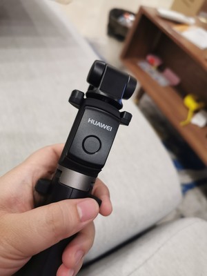 华为有线自拍杆的使用方法及操作,华为手机用自拍杆的使用方法图解