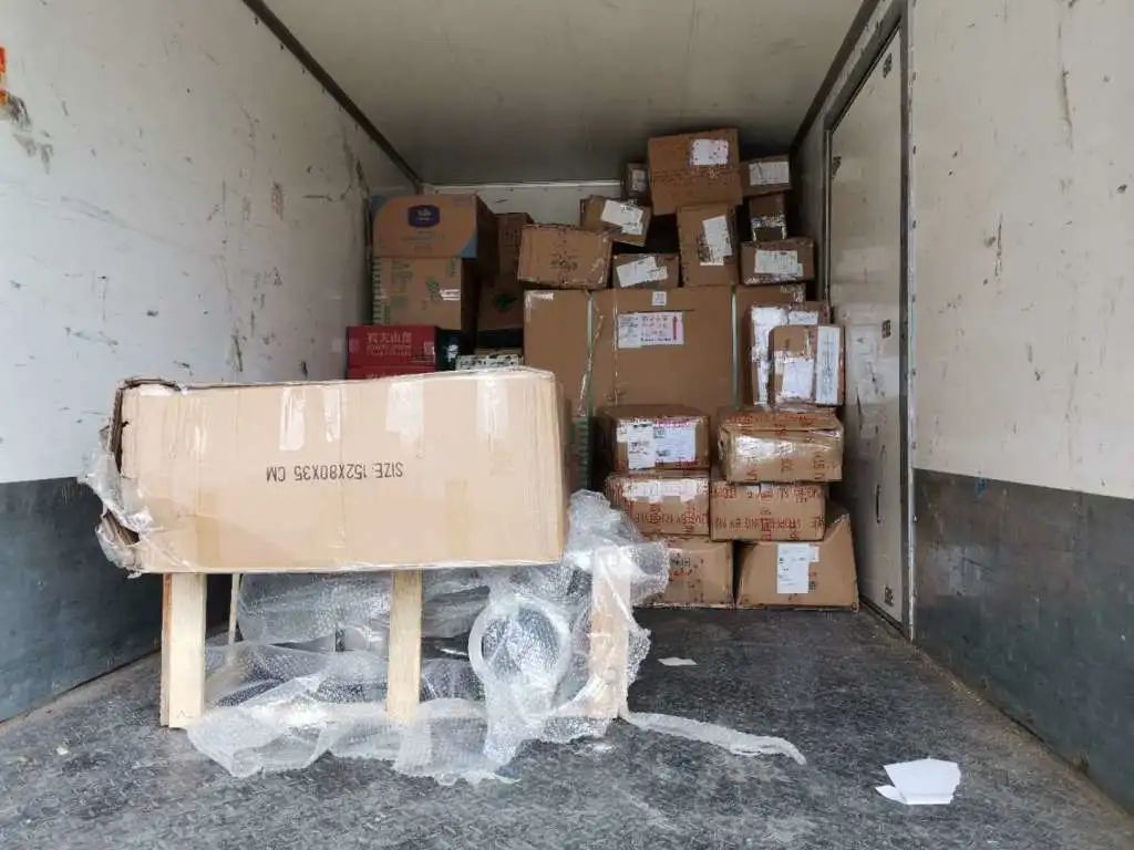 南京德邦物流转运中心,德邦物流南京转运场