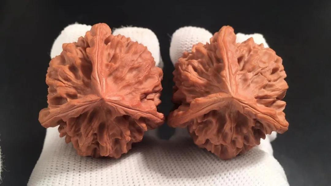 文玩核桃脏了清洗方法,盘了五年的核桃