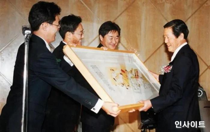 韩国财阀名人故事,韩国财阀的生活过得有多曲折