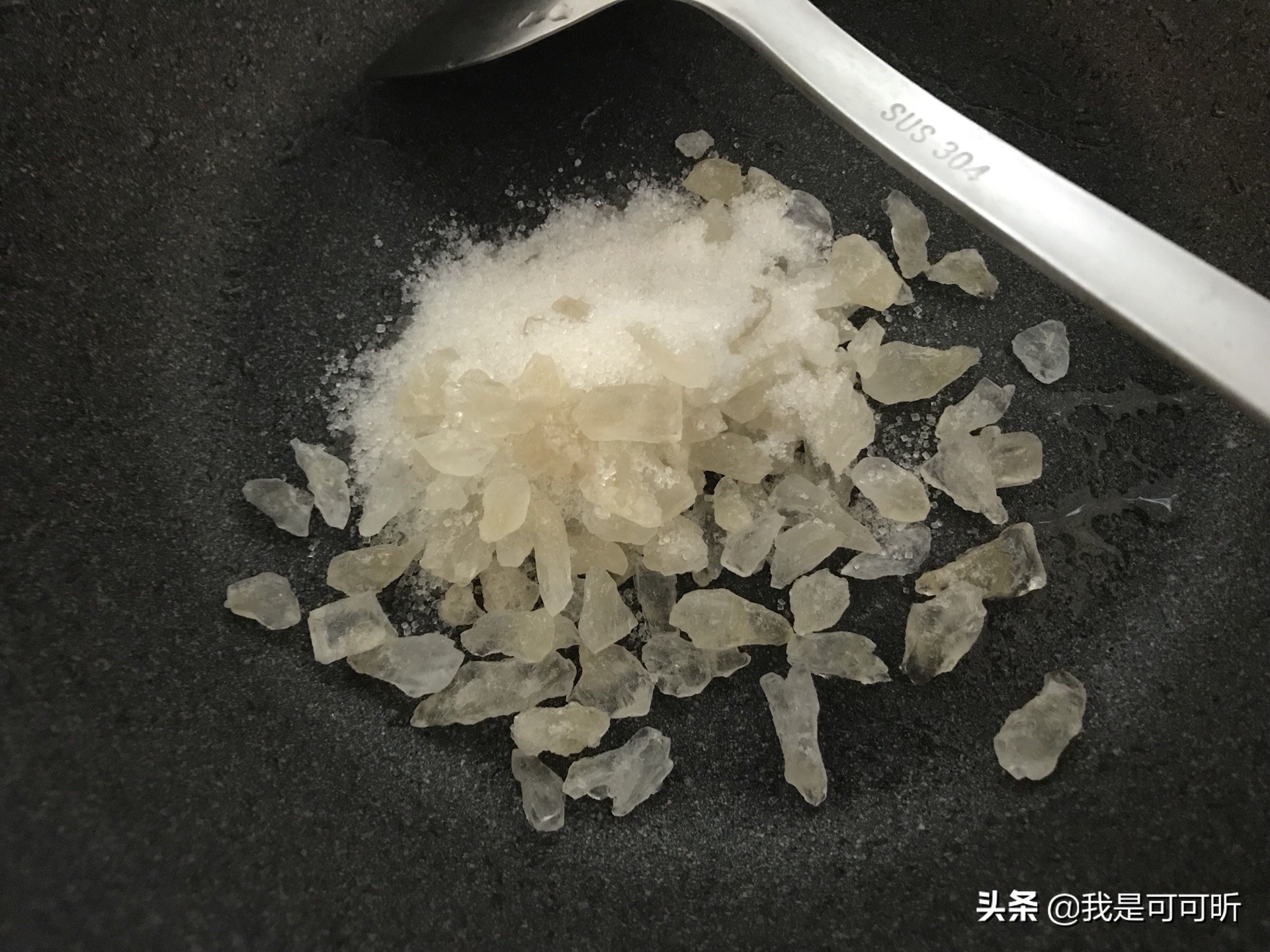 翻沙芋头不起白沙?那是因为要加这味料,软糯香甜,真的很好吃